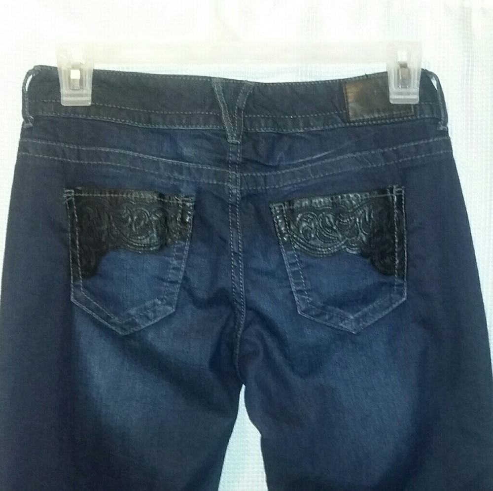 Maurices Dark wash jeans